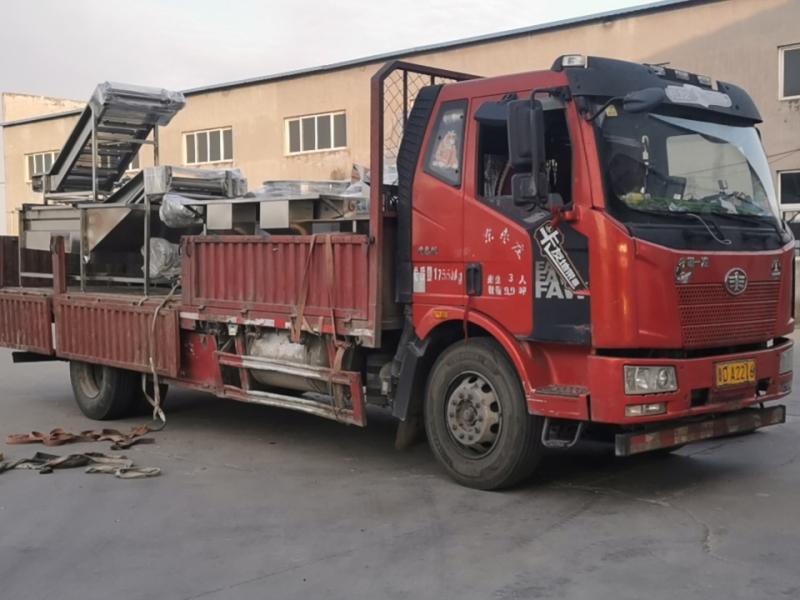 蘿卜干加工設(shè)備在重慶云陽投入運(yùn)行